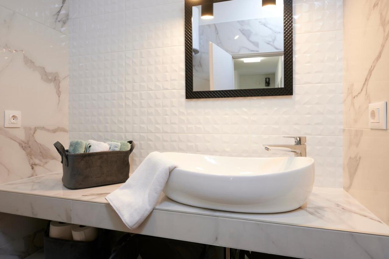 New 4* Apartman Zoa In تروغير المظهر الخارجي الصورة